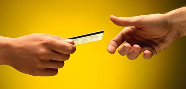Passing credit cards to show merchant account
